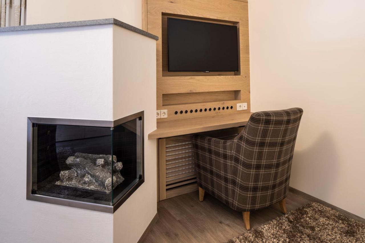 Superior Hotel Post Ischgl Ngoại thất bức ảnh