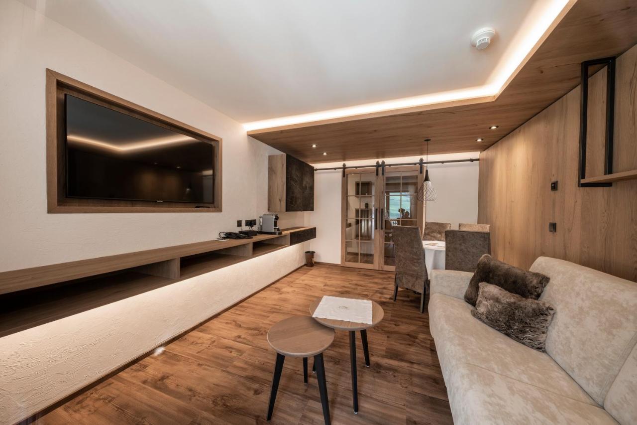 Superior Hotel Post Ischgl Ngoại thất bức ảnh