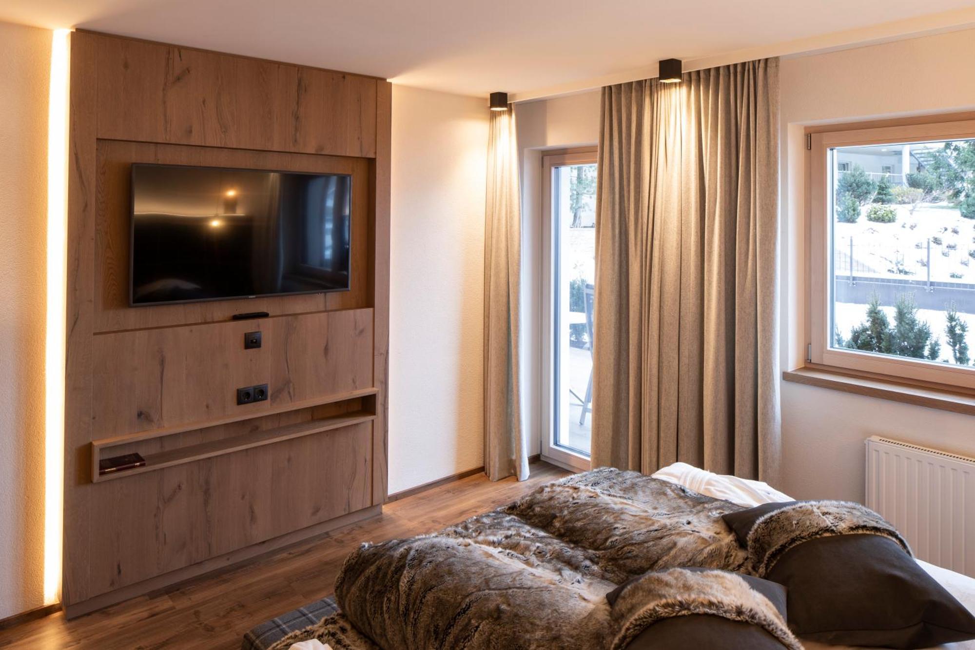 Superior Hotel Post Ischgl Ngoại thất bức ảnh