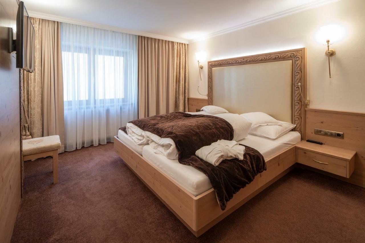 Superior Hotel Post Ischgl Ngoại thất bức ảnh