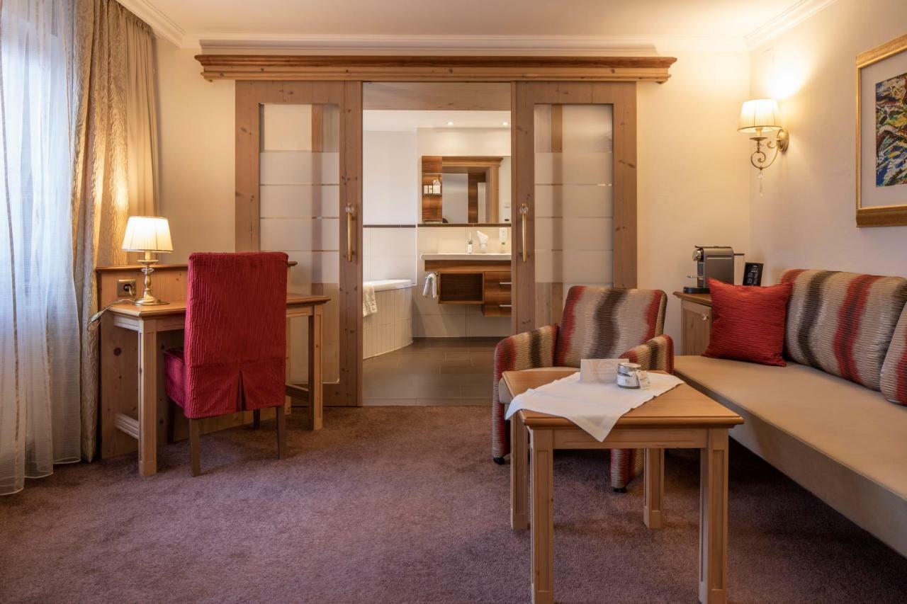 Superior Hotel Post Ischgl Ngoại thất bức ảnh