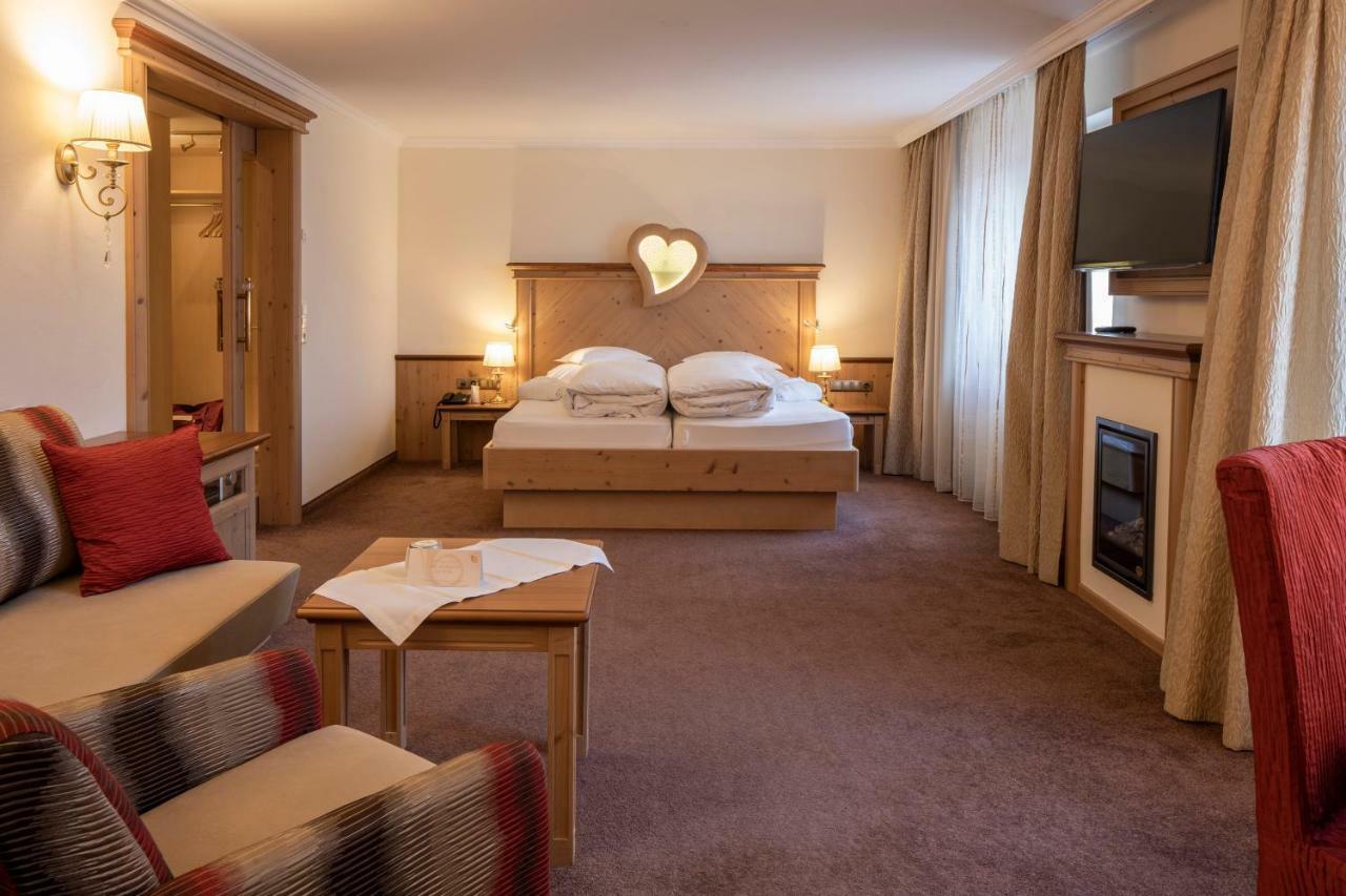 Superior Hotel Post Ischgl Ngoại thất bức ảnh